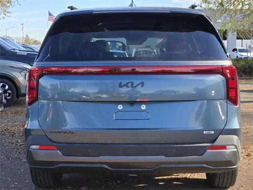 2025 Kia Carnival Hybrid SX