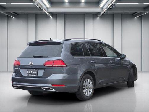 2019 Volkswagen Golf SportWagen TSI SE