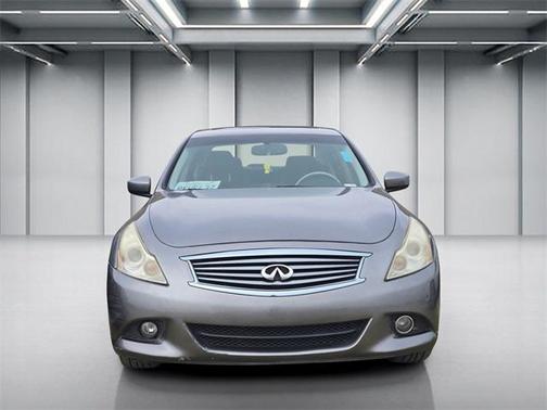 2011 INFINITI G25x Base