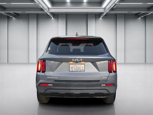 2023 Kia Sorento LX