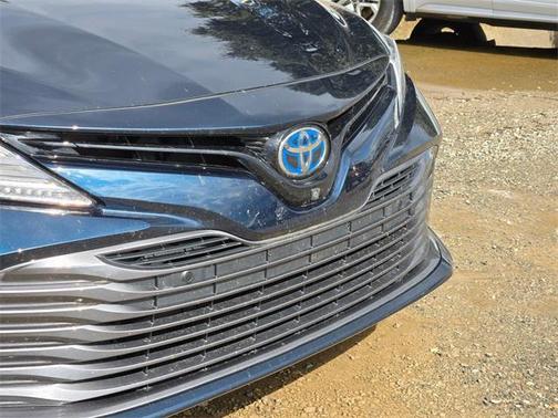 2018 Toyota Camry Hybrid XLE