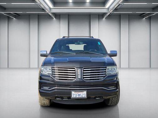 2015 Lincoln Navigator Base