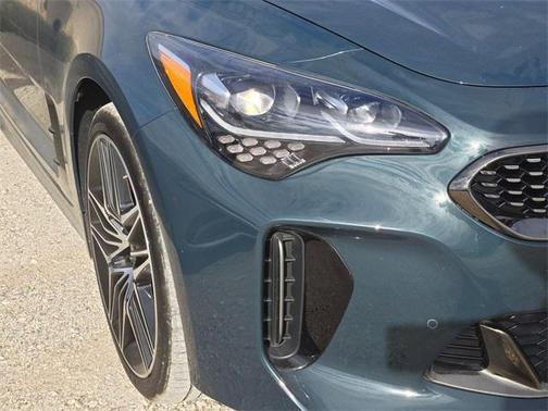 2022 Kia Stinger GT2