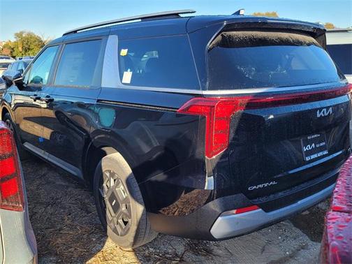 2025 Kia Carnival Hybrid EX