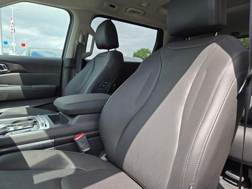 Snow White Pearl 2026 Kia K4 EX