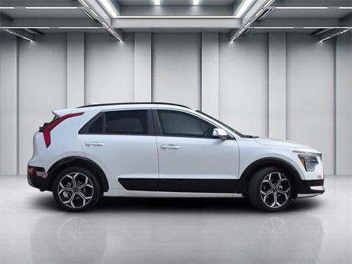 2024 Kia Niro Touring
