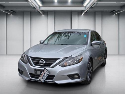 2016 Nissan Altima 2.5 SR