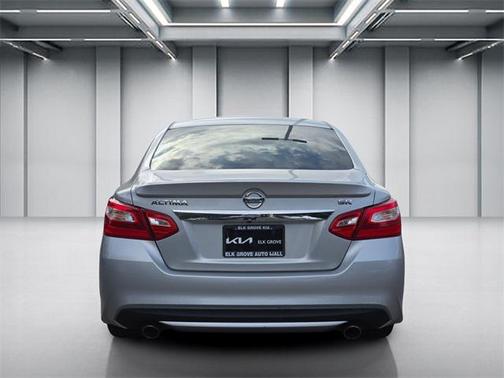 2016 Nissan Altima 2.5 SR