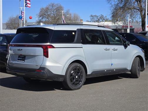 2025 Kia Carnival Hybrid SX