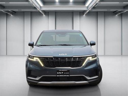 2024 Kia Carnival EX