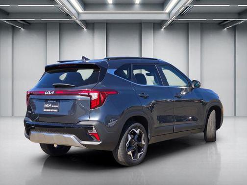 Gravity Gray 2025 Kia Seltos EX