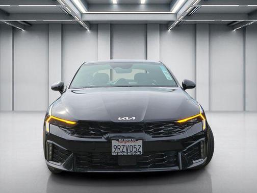 Aurora Black Pearl 2025 Kia K5 GT-Line