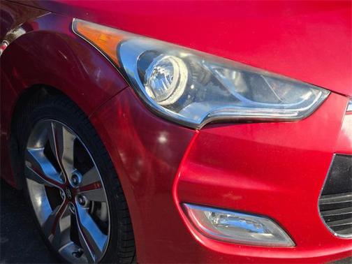 2013 Hyundai Veloster Base