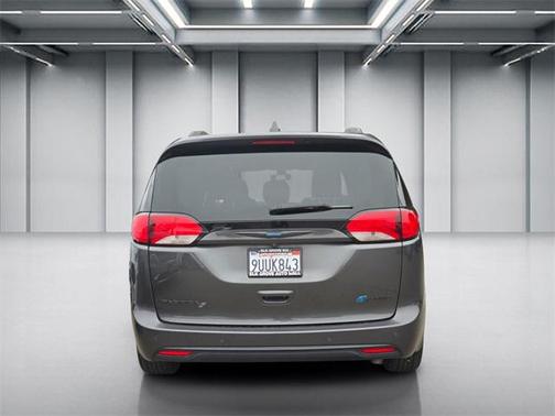 2019 Chrysler Pacifica Hybrid Limited
