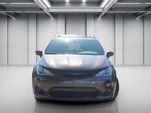 2019 Chrysler Pacifica Hybrid Limited