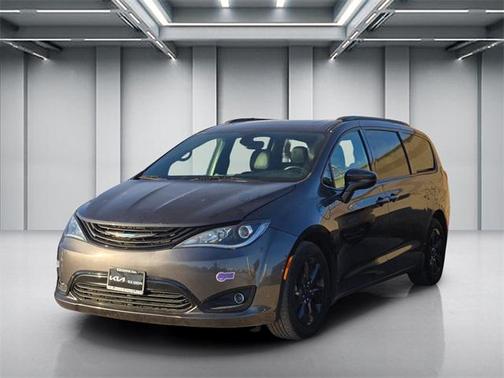 2019 Chrysler Pacifica Hybrid Limited