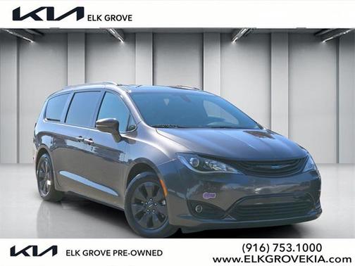 2019 Chrysler Pacifica Hybrid Limited