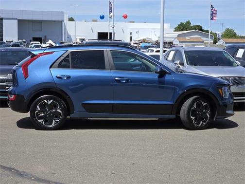 2024 Kia Niro EV Wave