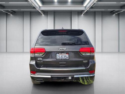 2016 Jeep Grand Cherokee Summit