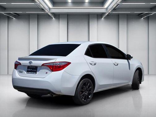 Super White 2016 Toyota Corolla S w/Special Edition Pkg