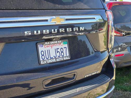 Midnight Blue Metallic 2021 Chevrolet Suburban Premier