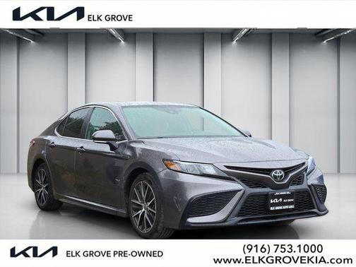 Predawn Gray Mica 2023 Toyota Camry SE