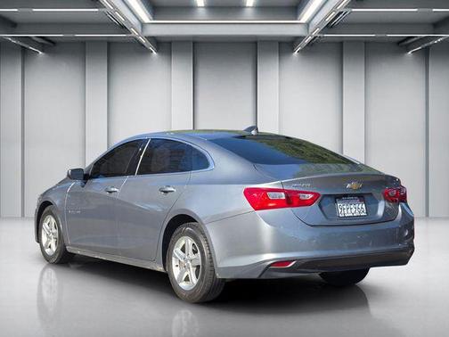 Sterling Gray Metallic 2023 Chevrolet Malibu 1LS