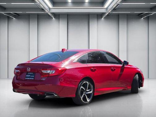 Radiant Red Metallic 2018 Honda Accord Sport