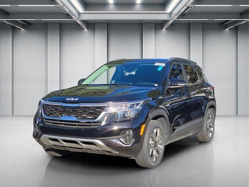 2023 Kia Seltos EX
