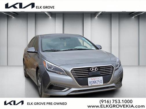 2017 Hyundai SONATA Hybrid Limited