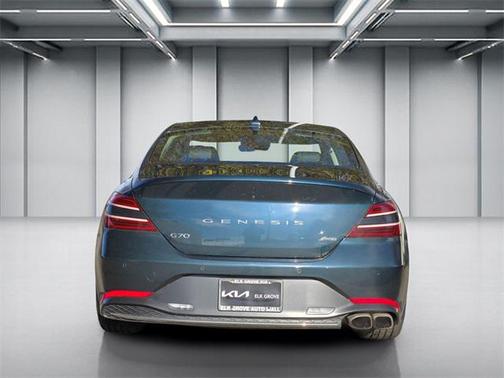 2022 Genesis G70 2.0T AWD