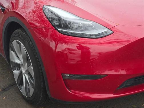 2023 Tesla Model Y Long Range Dual Motor All-Wheel Drive