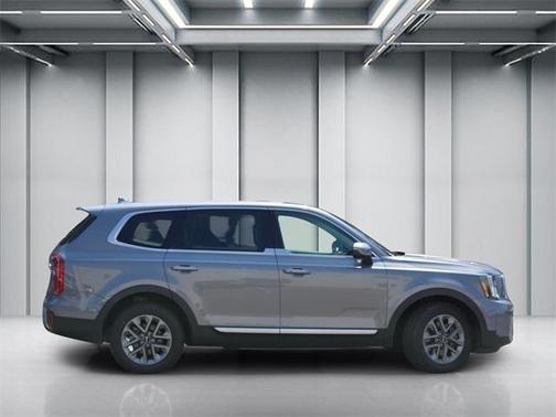 2023 Kia Telluride LX