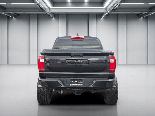 2023 GMC Canyon AT4