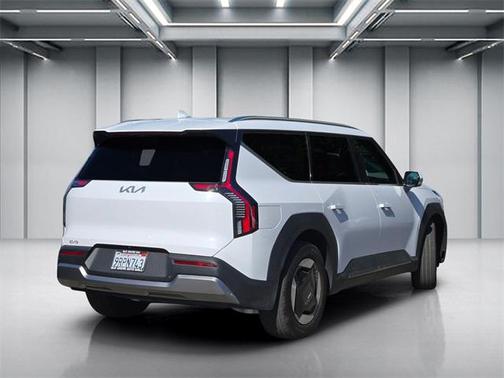 2025 Kia EV9 Wind