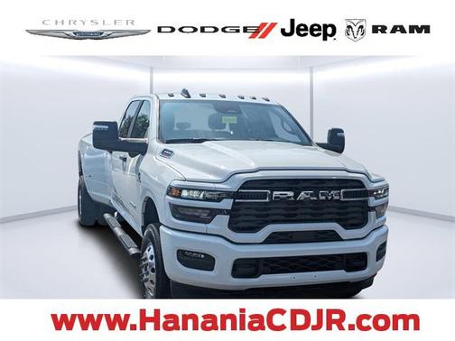2025 RAM 3500 Big Horn Crew Cab 4x4 8' Box