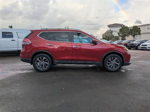 2016 Nissan Rogue SL