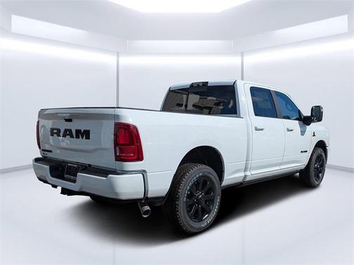 2025 RAM 2500 Laramie Crew Cab 4x2 6'4' Box