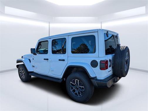 2026 Jeep Wrangler 4-Door Sahara 4x4