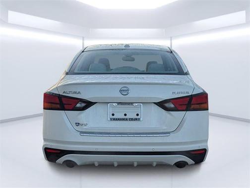 2020 Nissan Altima Platinum FWD