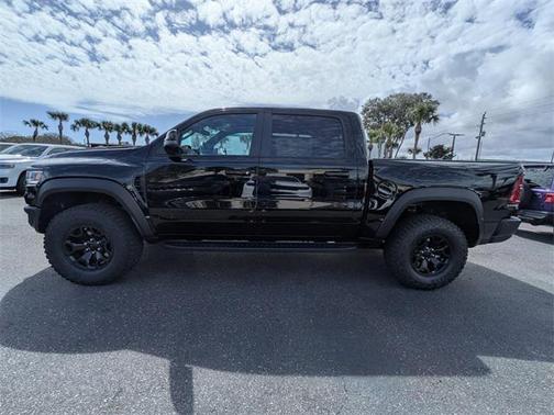 2026 RAM 1500 RHO Crew Cab 4x4 5'7' Box