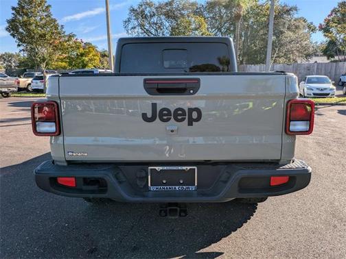 2022 Jeep Gladiator Willys 4x4
