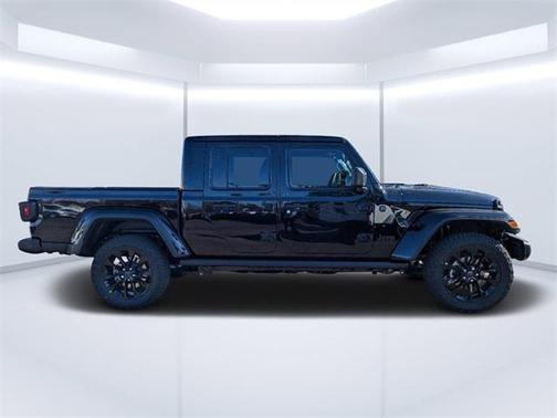 2025 Jeep Gladiator Nighthawk