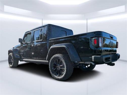 2025 Jeep Gladiator Nighthawk