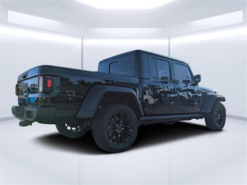 2025 Jeep Gladiator Nighthawk