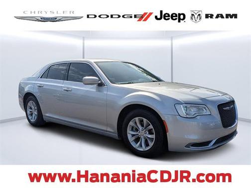 2022 Chrysler 300 Touring