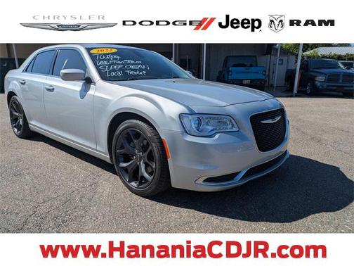 2022 Chrysler 300 Touring