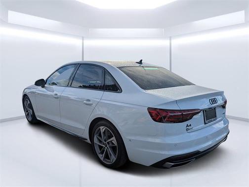 2022 Audi A4 Prestige 45 TFSI S line quattro S tronic