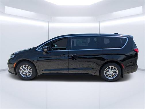 2025 Chrysler Pacifica L
