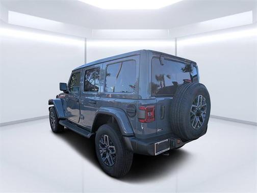 2026 Jeep Wrangler 4-Door Sahara 4x4